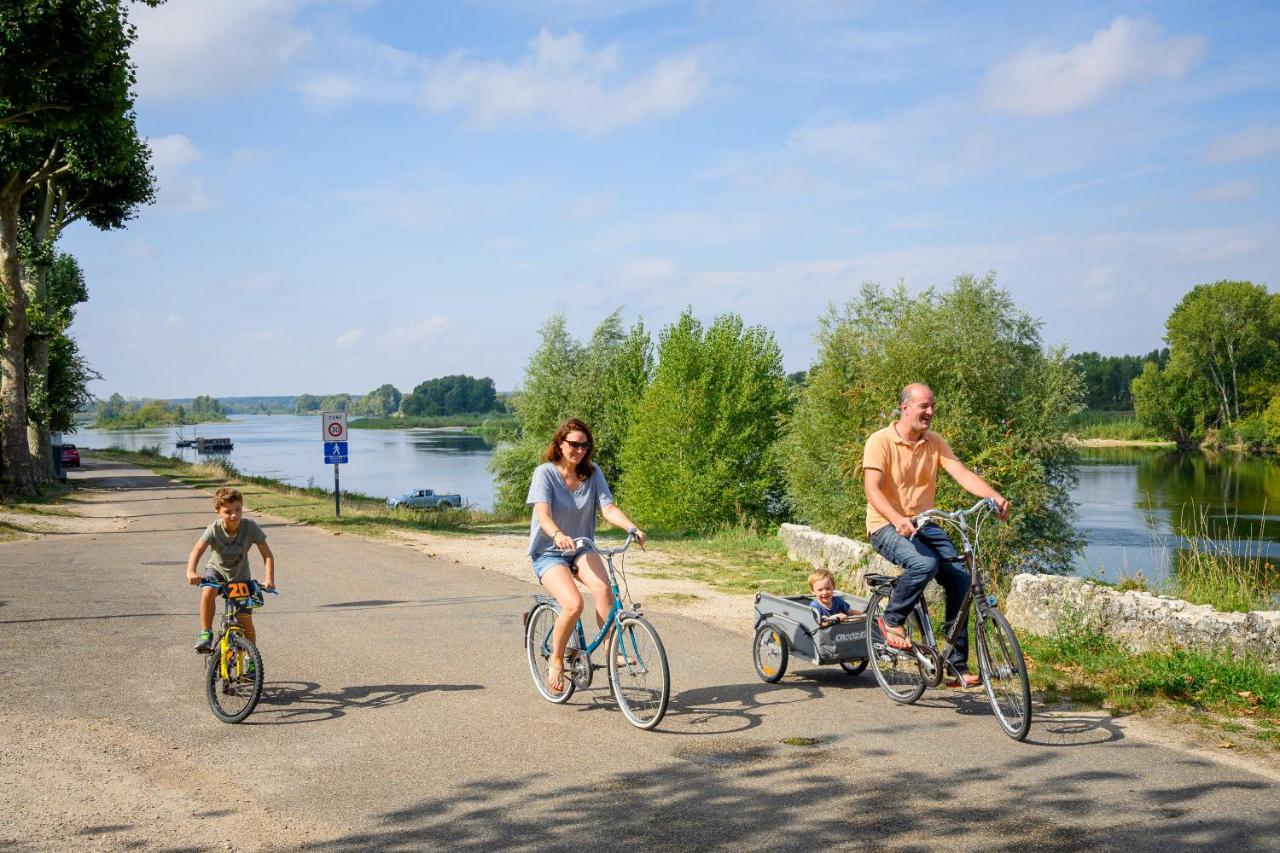 Готель La Boisselee Saint-Dye-sur-Loire Екстер'єр фото
