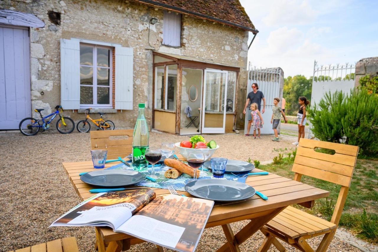 Готель La Boisselee Saint-Dye-sur-Loire Екстер'єр фото